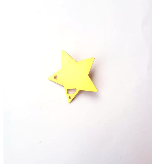 Small Star Golden Pin