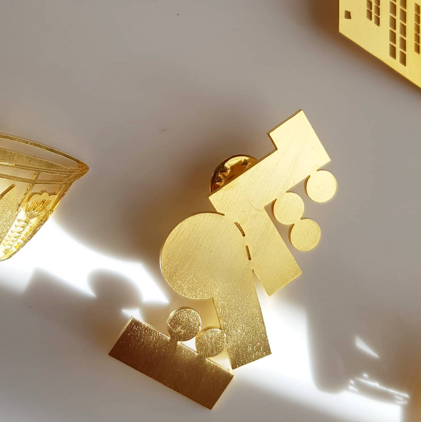 Pins Beirut and Lebanon